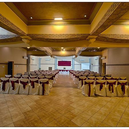 Nirali Dhani Ethnic Heritage Hotel And Resort Jodhpur  Dış mekan fotoğraf