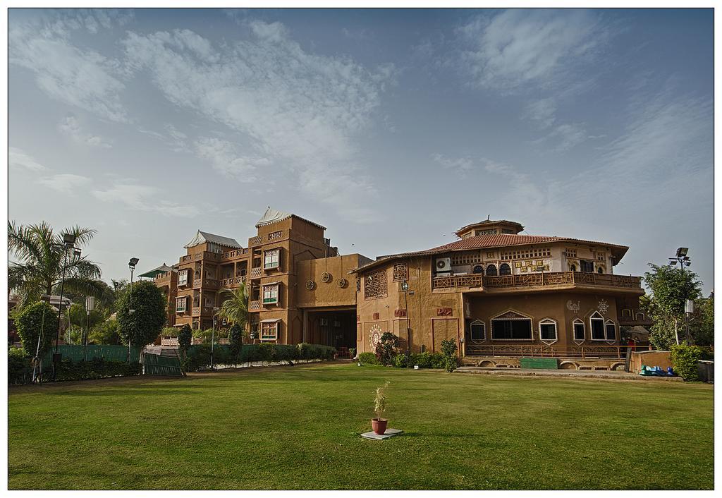 Nirali Dhani Ethnic Heritage Hotel And Resort Jodhpur  Dış mekan fotoğraf